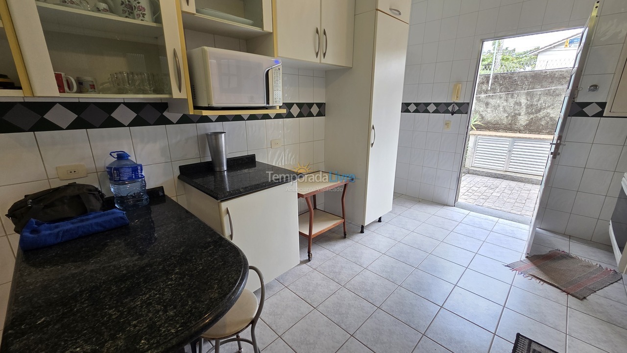 Casa para aluguel de temporada em Guarujá (Enseada)