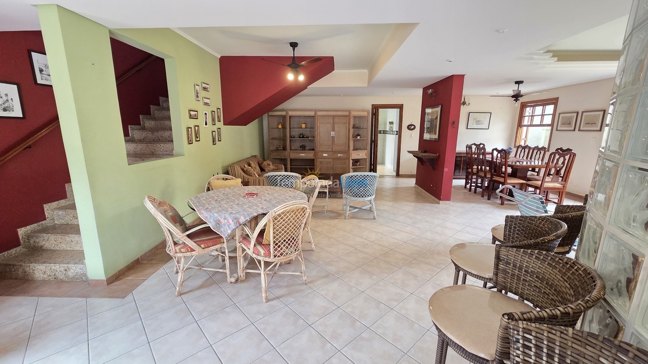 Casa para aluguel de temporada em Guarujá (Enseada)