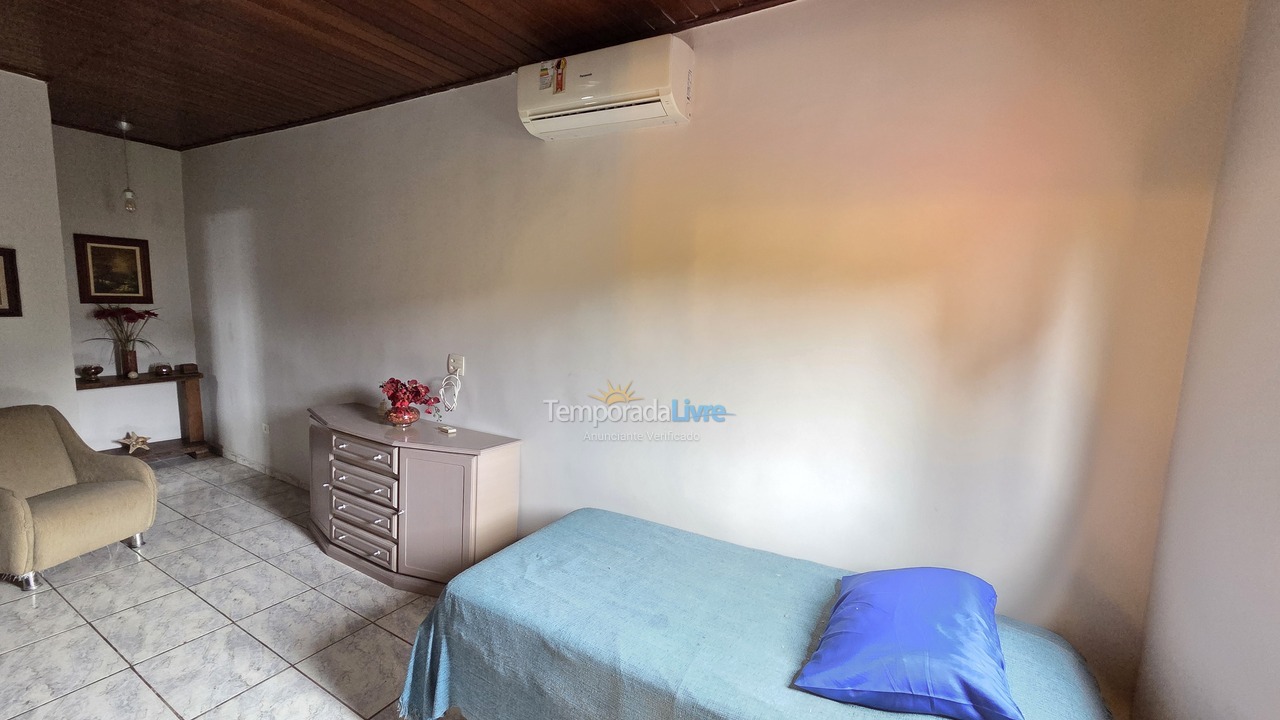 House for vacation rental in Guarujá (Enseada)