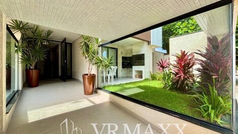 Apartamento em Bombas