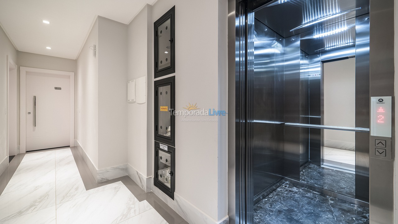 House for vacation rental in Bombinhas (Praia de Bombas)