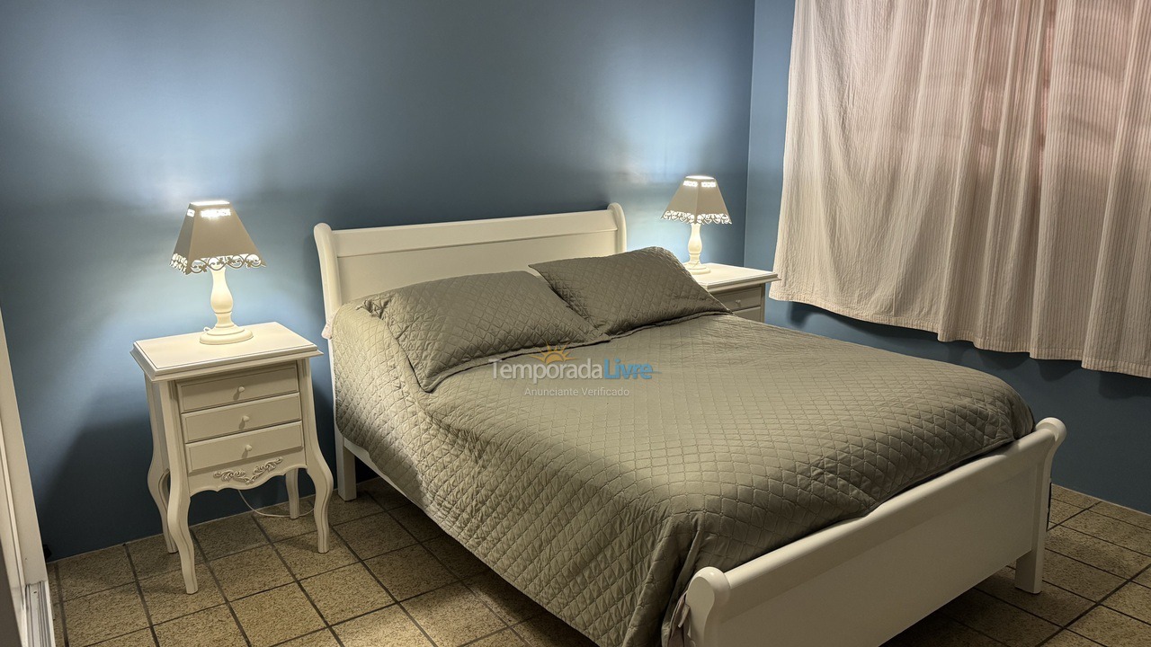 Casa para aluguel de temporada em Florianopolis (Praia dos Ingleses)