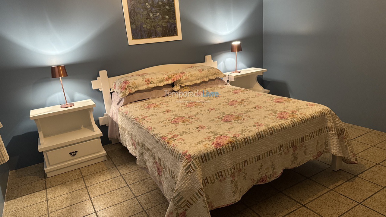 Casa para aluguel de temporada em Florianopolis (Praia dos Ingleses)