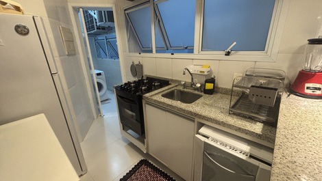 Apartamento em Riviera pé na grama