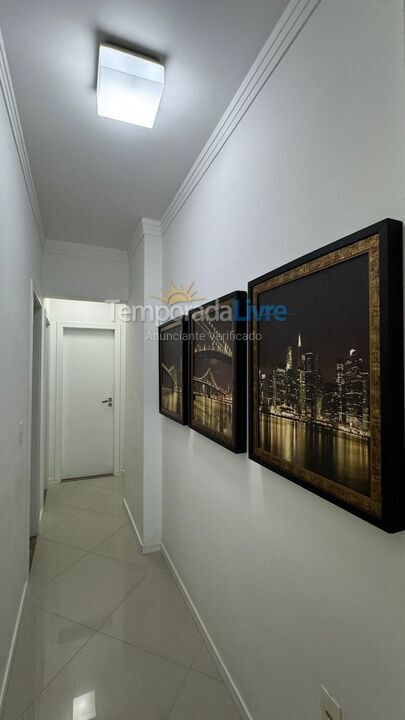 Apartamento para alquiler de vacaciones em Itapema (Meia Praia)