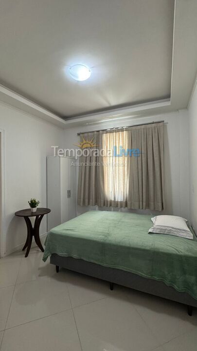 Apartamento para alquiler de vacaciones em Itapema (Meia Praia)