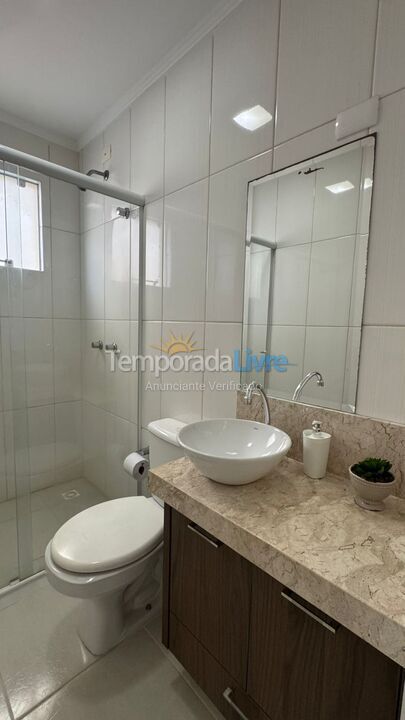 Apartamento para alquiler de vacaciones em Itapema (Meia Praia)