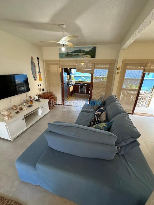 Casa para alquiler de vacaciones em São Sebastião (Camburi)