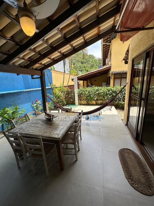 Casa para alquiler de vacaciones em São Sebastião (Camburi)