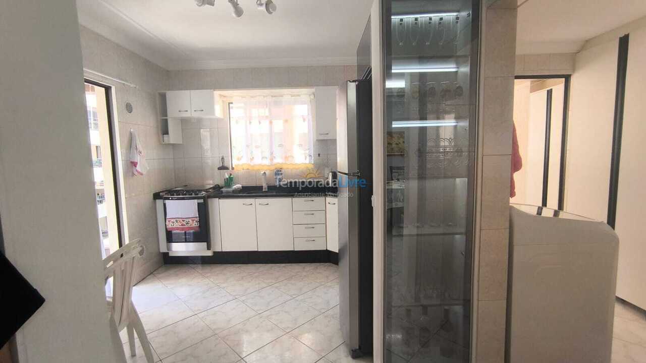 Apartment for vacation rental in Itapema (Meia Praia)