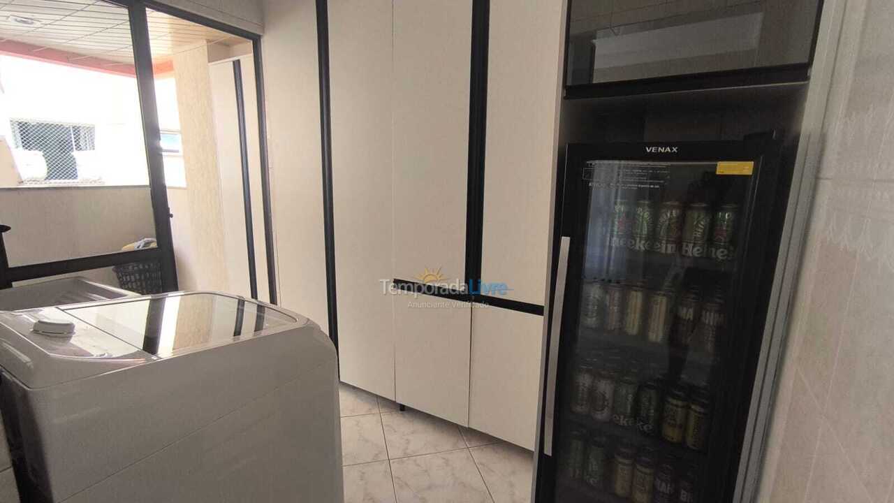 Apartment for vacation rental in Itapema (Meia Praia)