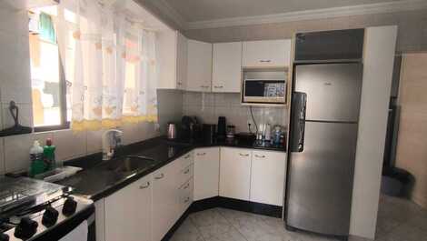 4 bedrooms with air conditioning, near Russi Russi Shopping Mall