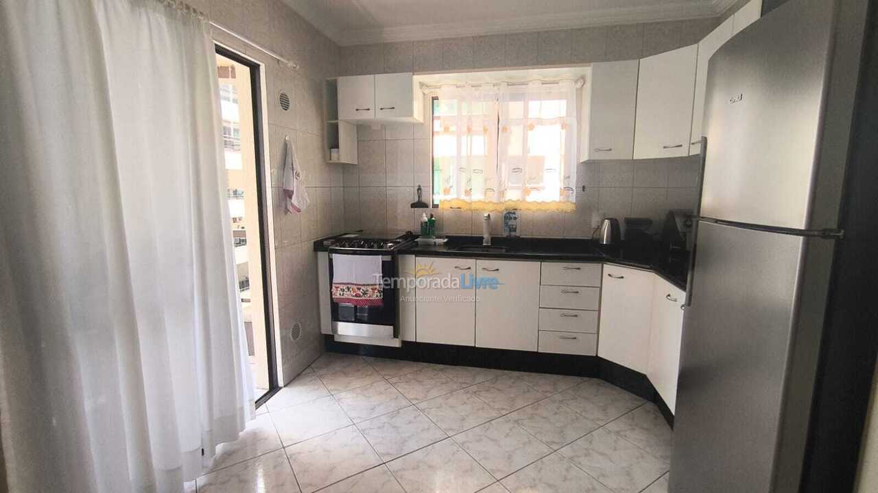 Apartment for vacation rental in Itapema (Meia Praia)