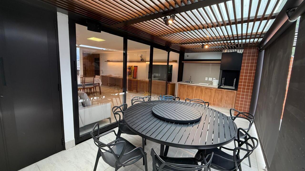 Apartment for vacation rental in Ubatuba (Praia Grande)