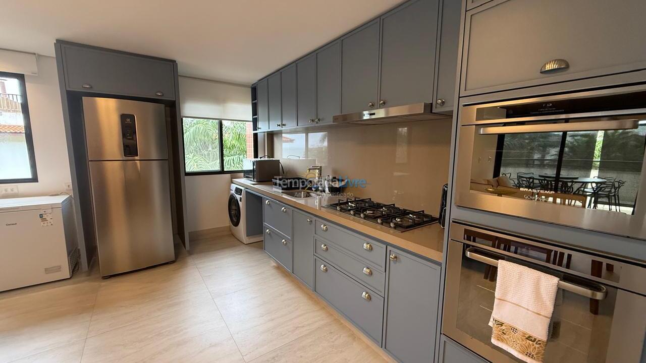 Apartment for vacation rental in Ubatuba (Praia Grande)