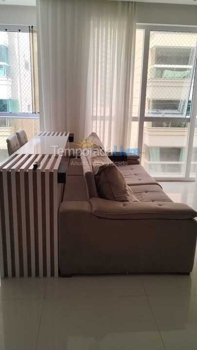 Apartamento para aluguel de temporada em Itapema (Meia Praia)