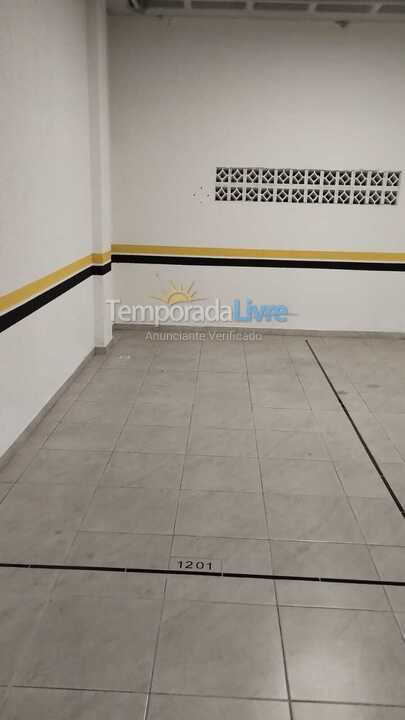 Apartamento para aluguel de temporada em Itapema (Meia Praia)