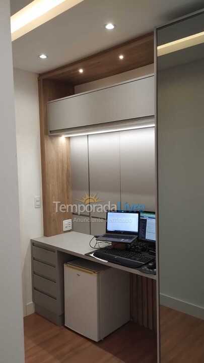 Apartamento para aluguel de temporada em Itapema (Meia Praia)