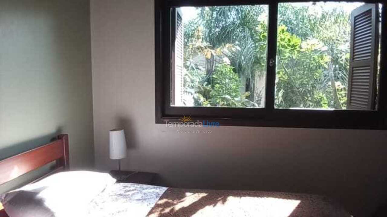 House for vacation rental in Garopaba (Morrinhos)