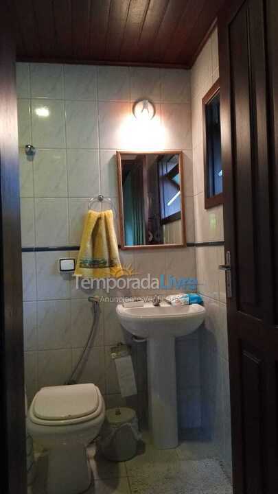 House for vacation rental in Garopaba (Morrinhos)