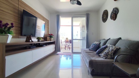 Large apartment meters from the sea in Ingleses.