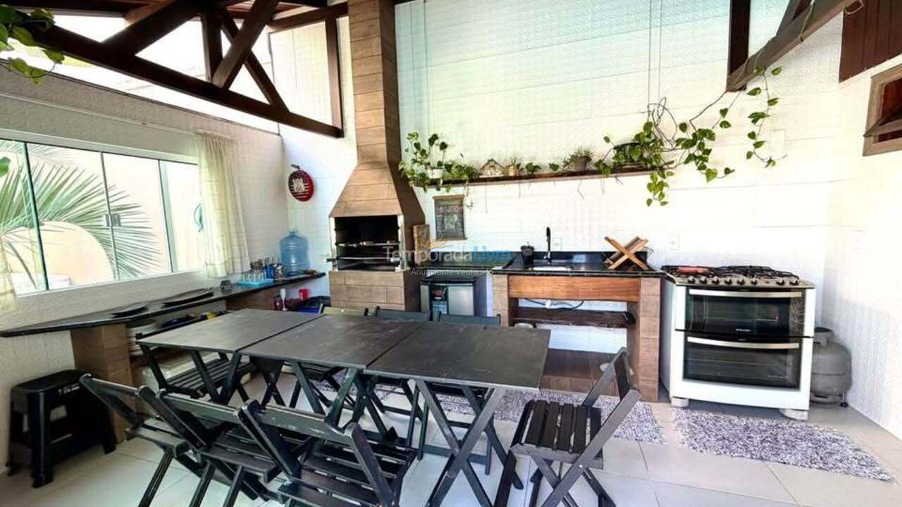 House for vacation rental in Balneário Camboriú (Nações)