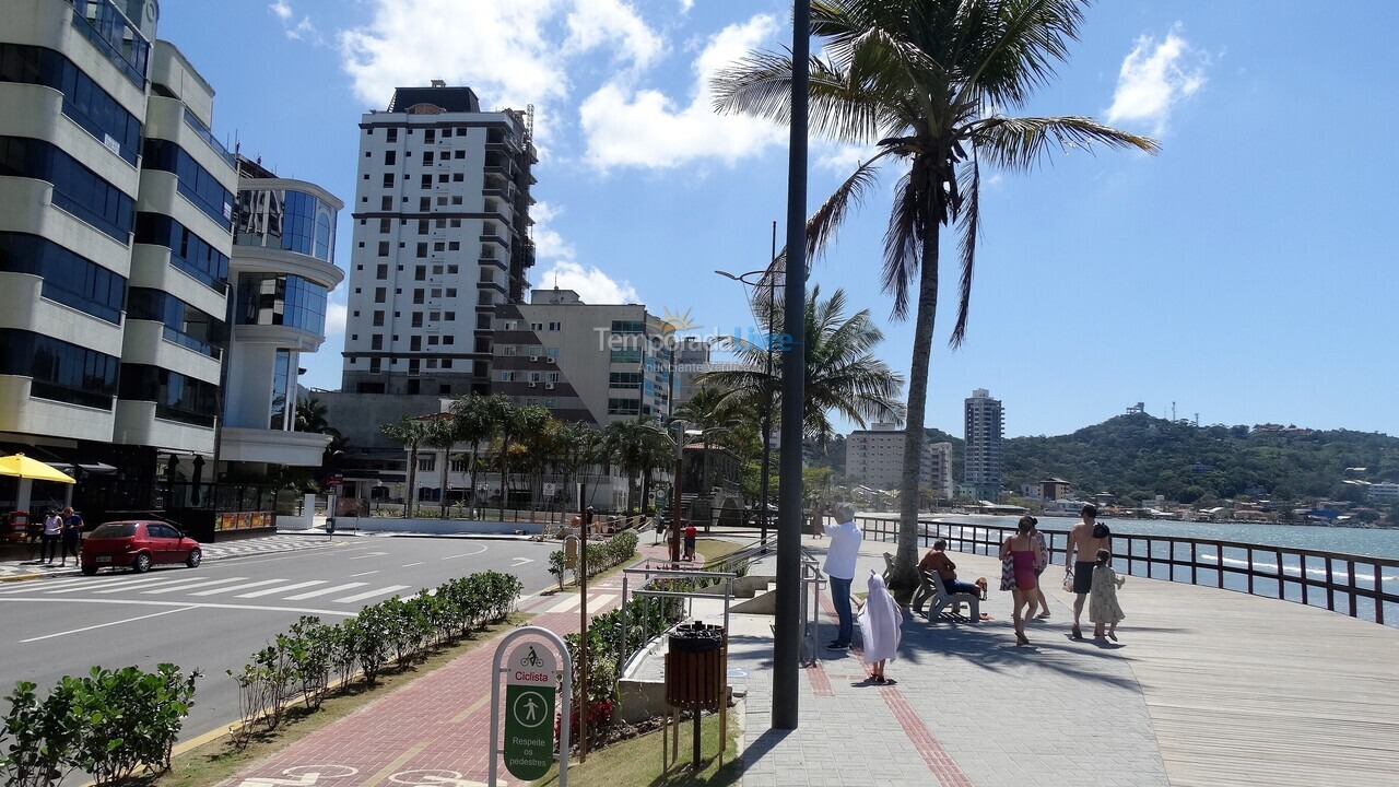 Apartamento para aluguel de temporada em Itapema (Centro)