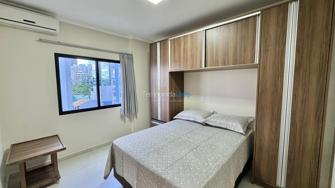 Apartamento para aluguel de temporada em Itapema (Centro)