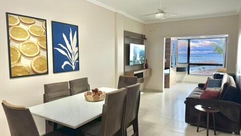 LINDO E CONFORTÁVEL APARTAMENTO FRENTE AO MAR