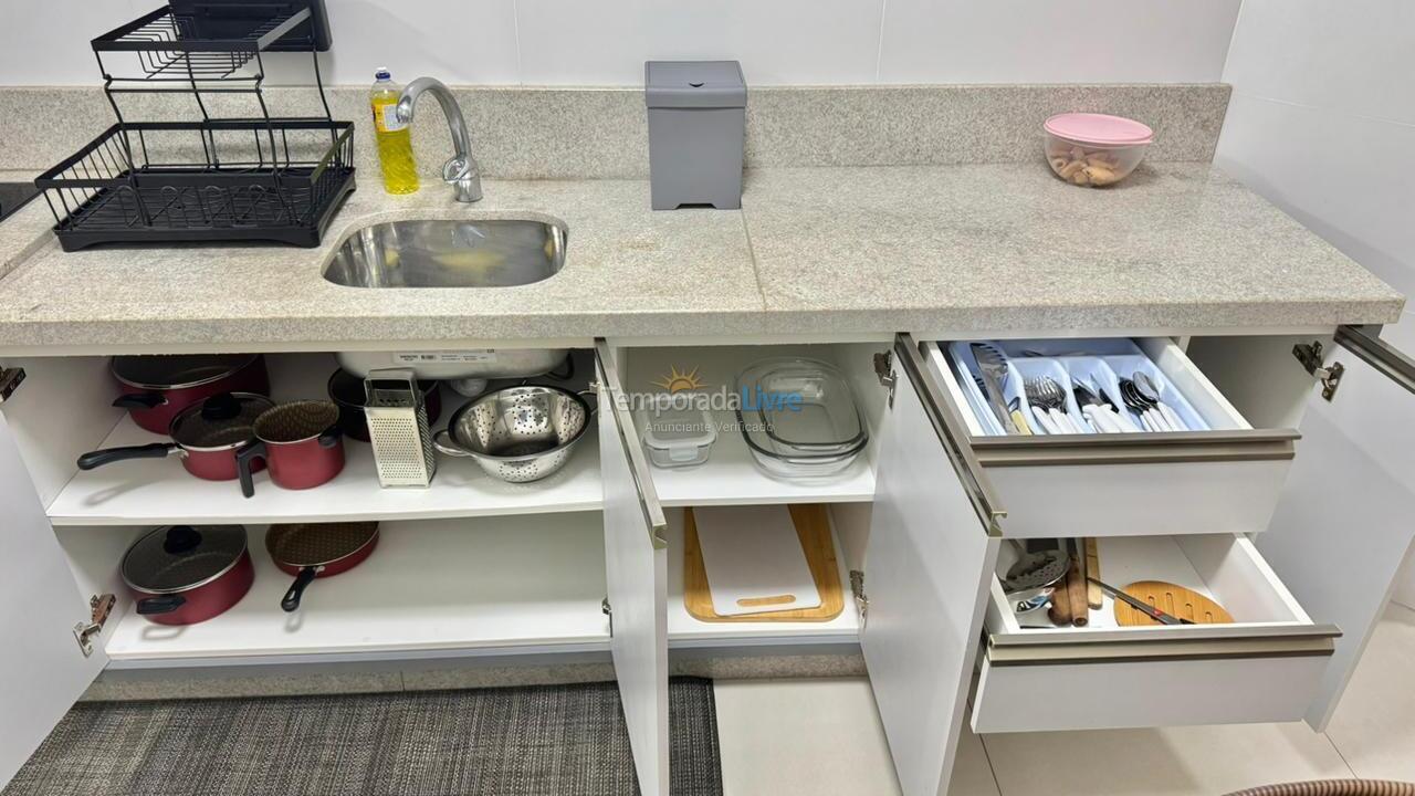 Apartamento para aluguel de temporada em Itapema (Centro)