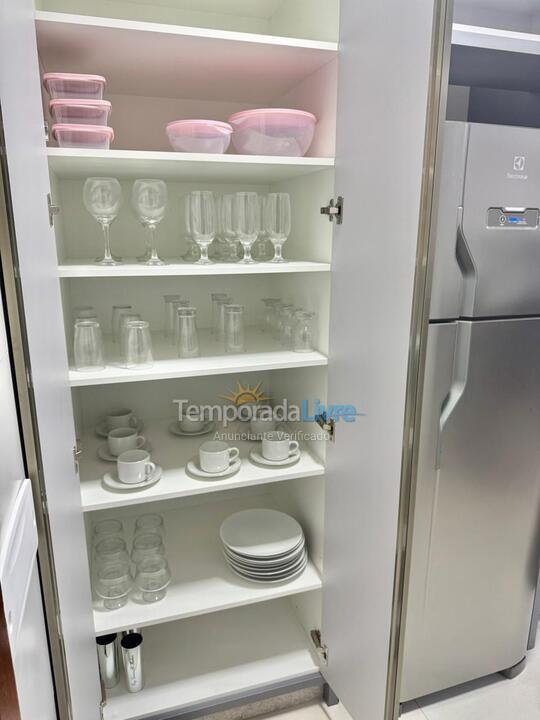 Apartamento para aluguel de temporada em Itapema (Centro)