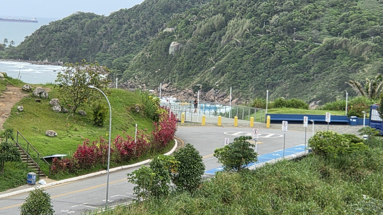 Apartment for vacation rental in Guarujá (Astúrias)