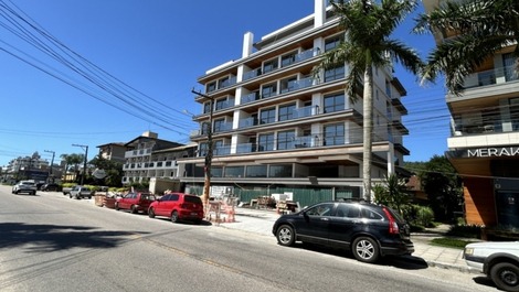 Apartamento en Jurerê, cerca de la playa y comercios!