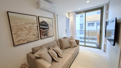 Apartamento en Jurerê, cerca de la playa y comercios!