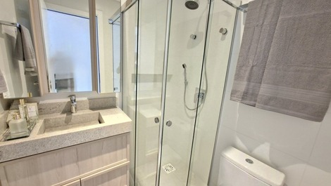 Apartamento en Jurerê, cerca de la playa y comercios!