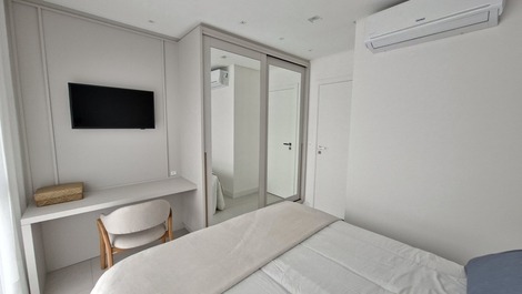 Apartamento en Jurerê, cerca de la playa y comercios!