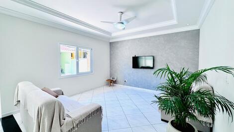 Casa de CINEMA com 5 quartos, piscina no bairro mais nobre de UBATUBA