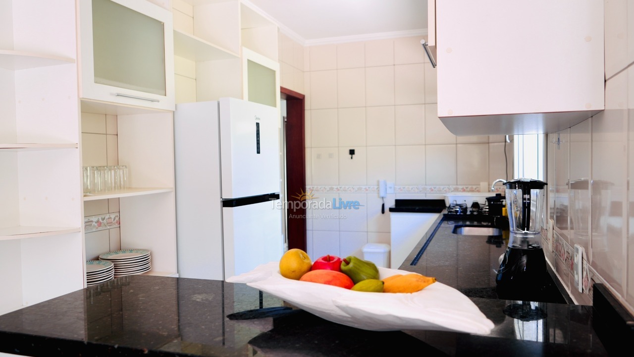 Casa para aluguel de temporada em Ubatuba (Itaguá)