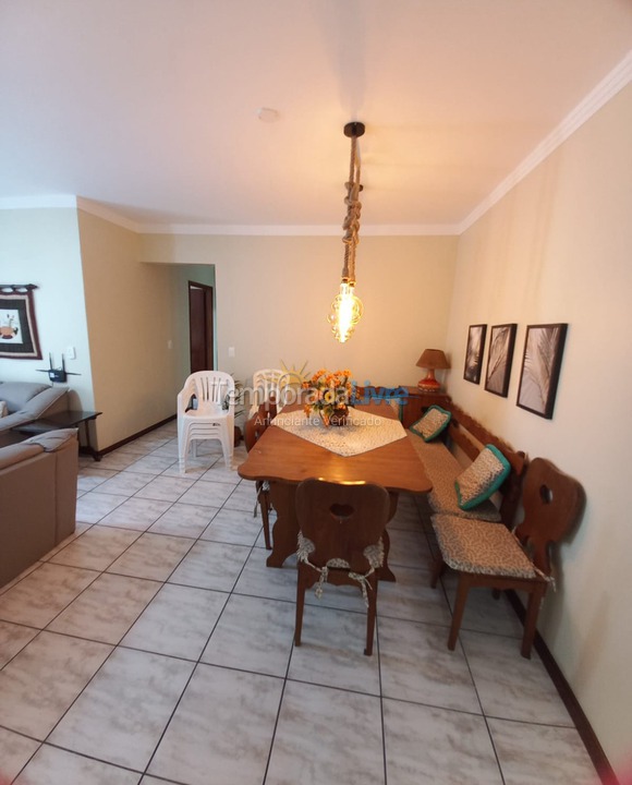 Apartment for vacation rental in Itapema (Meia Praia)