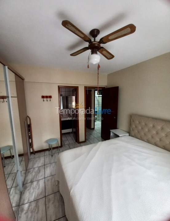 Apartment for vacation rental in Itapema (Meia Praia)