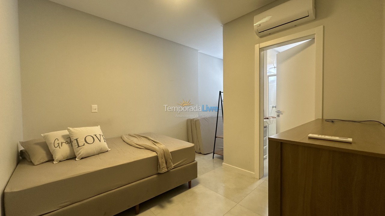 Apartamento para alquiler de vacaciones em Itapema (Meia Praia)