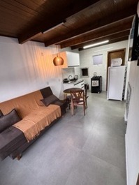 Estúdios Molhes, beachfront in Passo de Torres, air conditioning and garage.