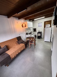 Estúdios Molhes, beachfront in Passo de Torres, air conditioning and garage.