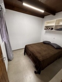 Estúdios Molhes, beachfront in Passo de Torres, air conditioning and garage.