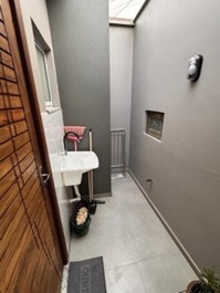 Estúdios Molhes, beachfront in Passo de Torres, air conditioning and garage.