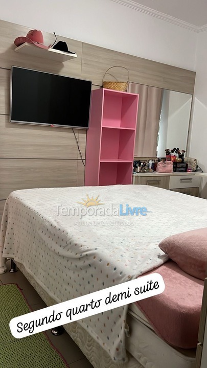 Casa para aluguel de temporada em Porto Belo (Perequê)