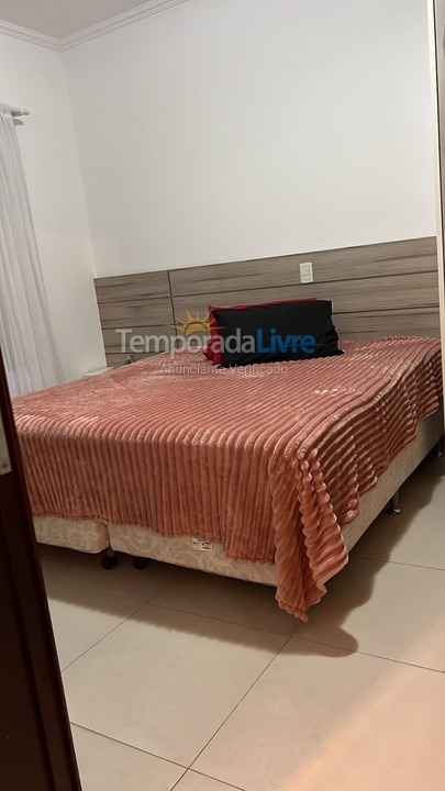 Casa para aluguel de temporada em Porto Belo (Perequê)