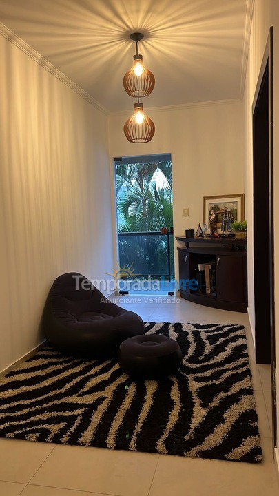 Casa para aluguel de temporada em Porto Belo (Perequê)