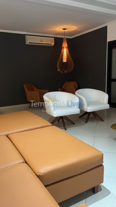 Casa para aluguel de temporada em Porto Belo (Perequê)