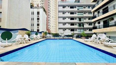 Penthouse Apartment in Enseada - Ocean View - Air Conditioning - Sleeps 12